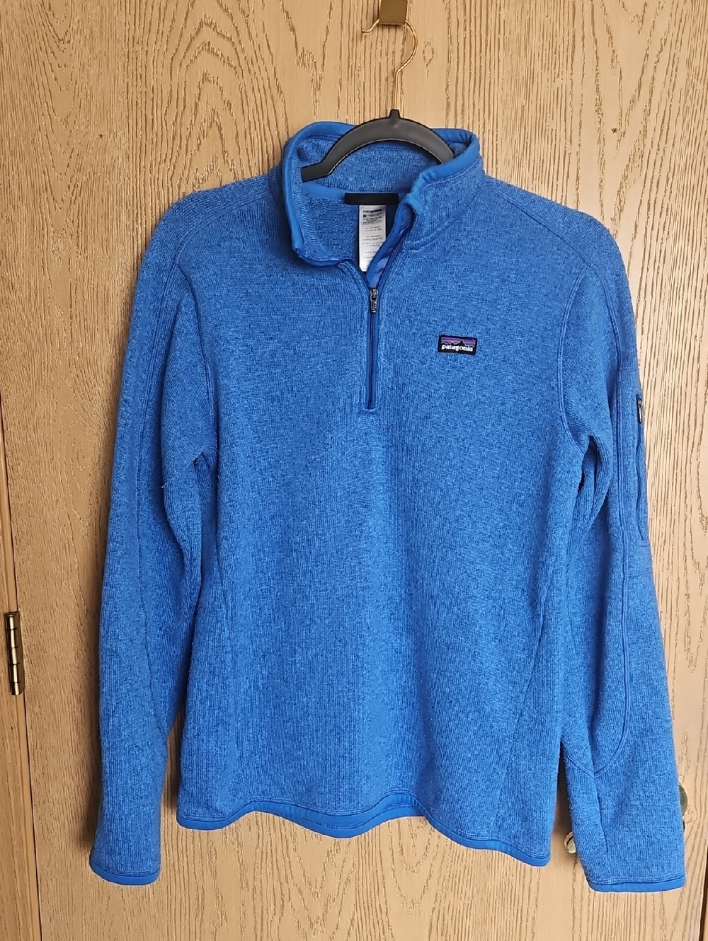 Patagonia Woman's Blue Quarter-Zip Fleece Pullover